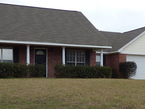 3rd image of 409 Oak Lawn Dr
