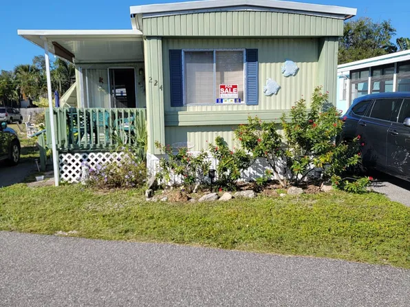224 Hitching Post Rd, Cape Canaveral, FL 32920
