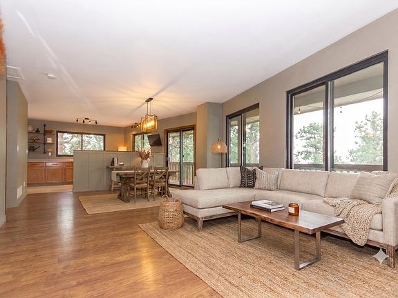 4th image of 1001 Bald Mountain Dr