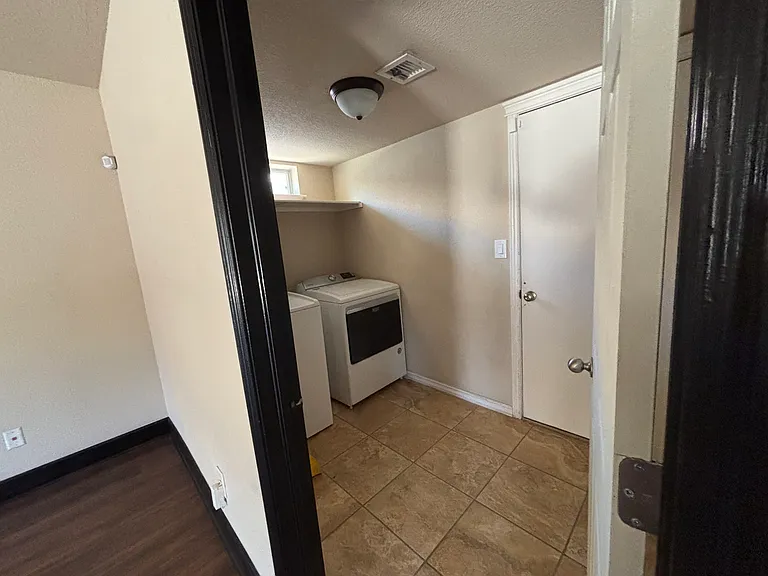 2921 Pino Seco Pl — Photo 3