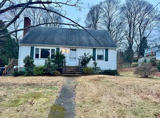 49 Eastview Rd, Hopkinton, MA 01748