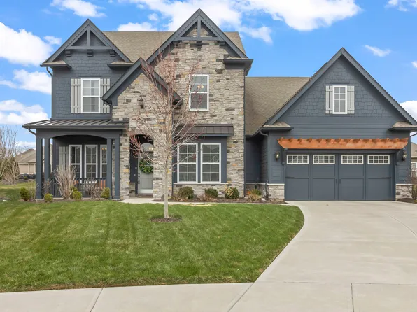 10966 Towpath Ct, Fortville, IN 46040