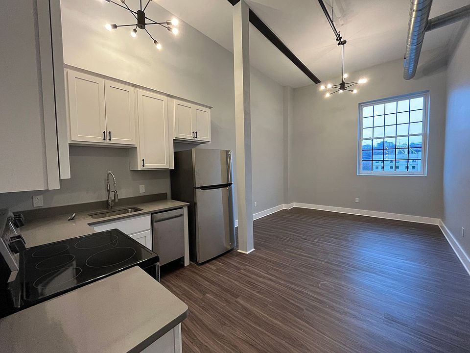 1st image of 905 Bingham St APT 101