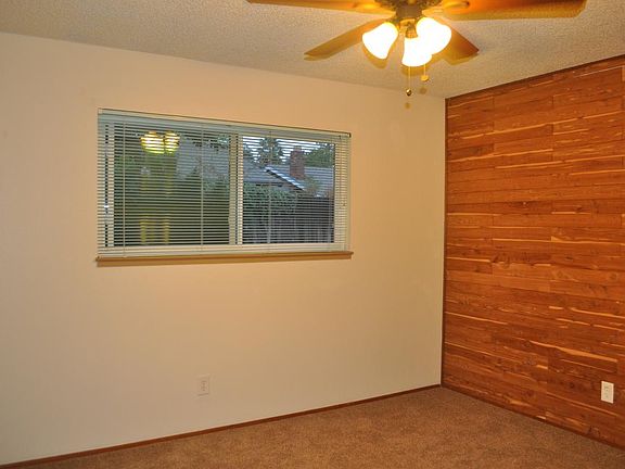 Bedroom #1