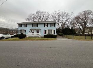 296 Humphrey St, Lowell, MA 01850