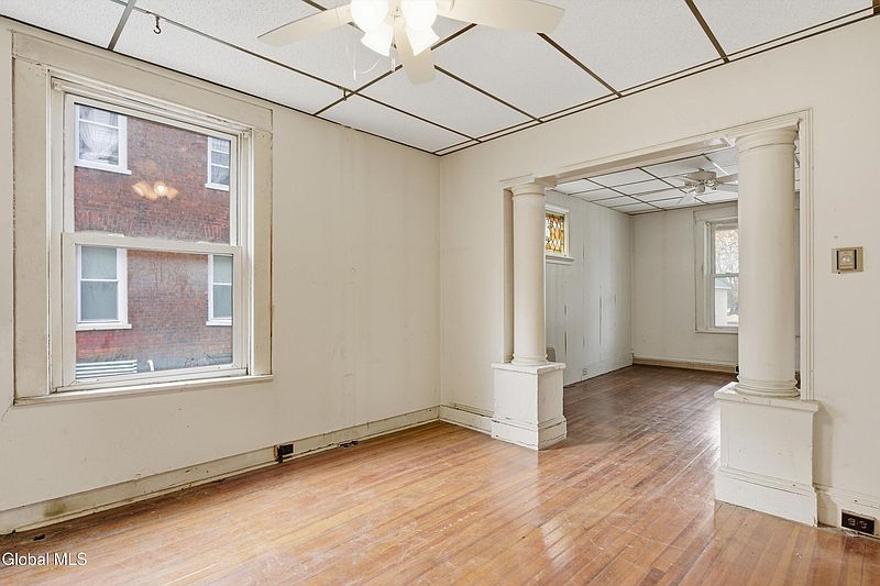 5th image of 1920 Avenue B
