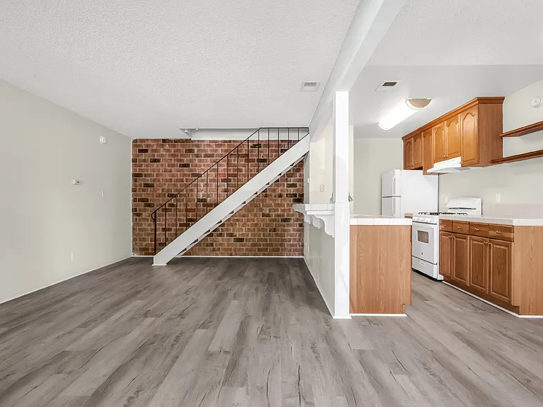2731 Bidwell St #2 — Photo 3