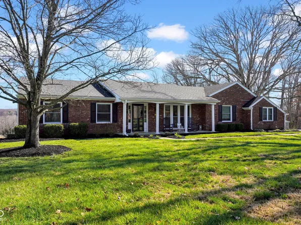 690 N Shady Ln, North Vernon, IN 47265