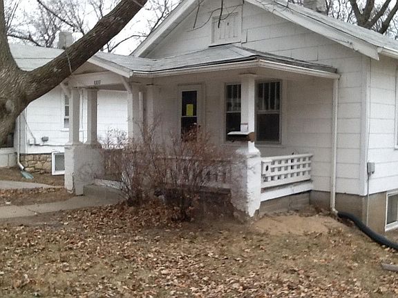 2nd image of 1337 S Osage St #Basement
