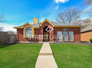 302 Stringer Dr, Cedar Hill, TX 75104
