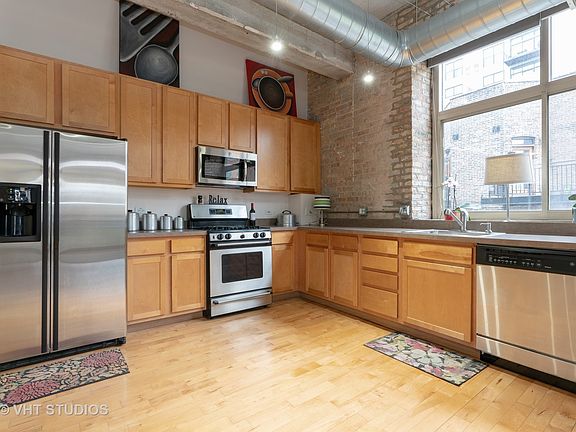 2nd image of 1528 S Wabash Ave APT 306