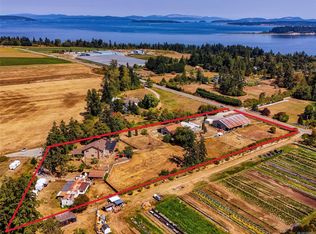 2269 Newman Rd, Central Saanich, BC V8M 1T3