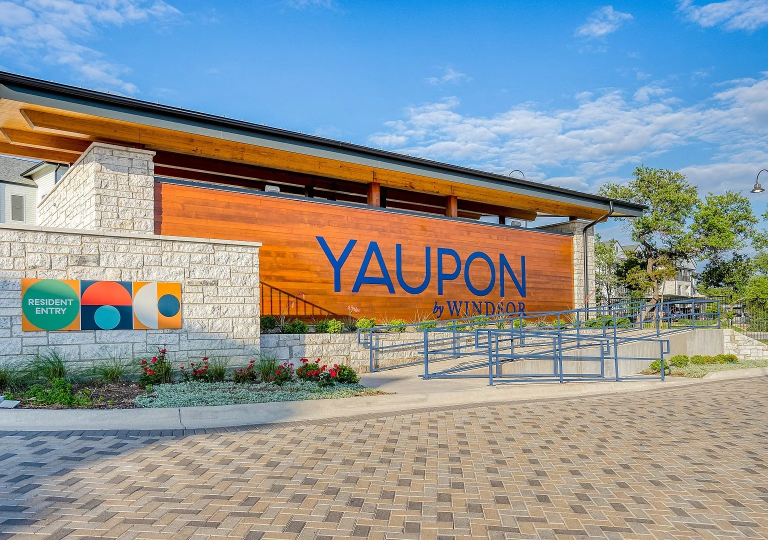 Yaupon by Windsor — Photo 3