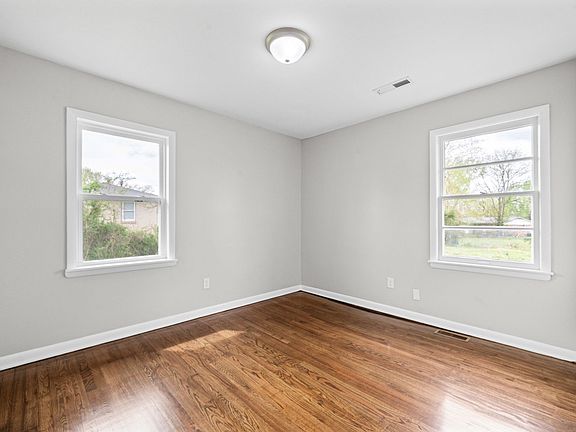 3rd image of 7016 Forest Park Blvd