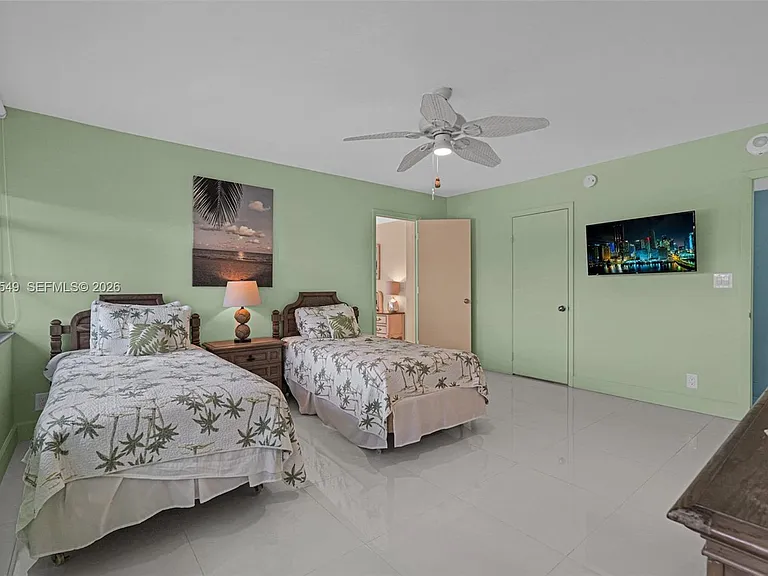 4280 Galt Ocean Dr #2F — Photo 31
