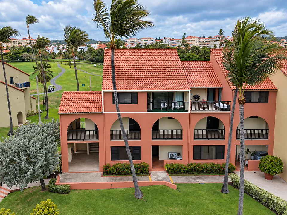 206 Beach Village Dr #206