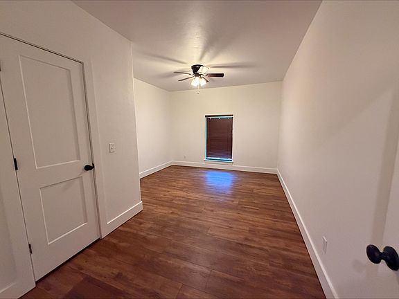 4th image of 203 S Marshall St