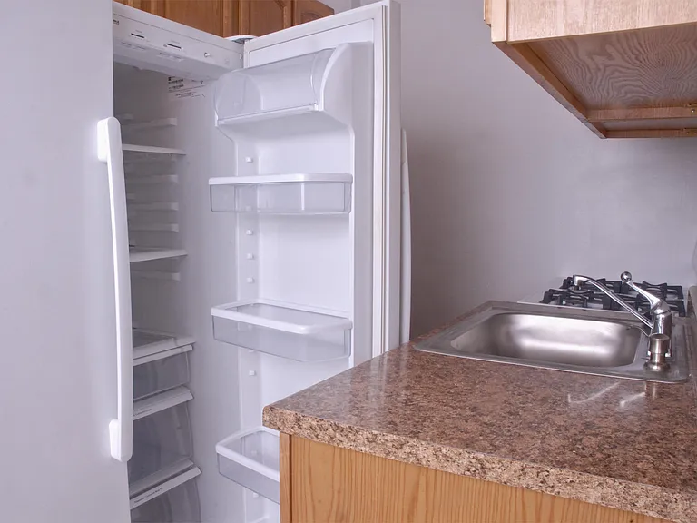 1130 Parkerapartment #103 — Photo 4