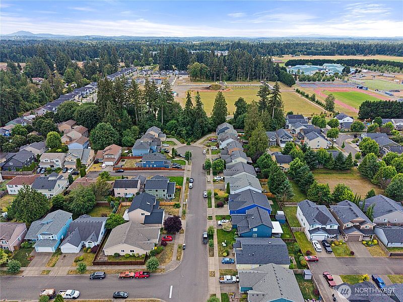 5th image of 7049 SOUTHWICK Court SW