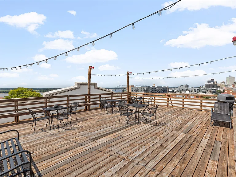 420 S Front St #407 — Photo 23