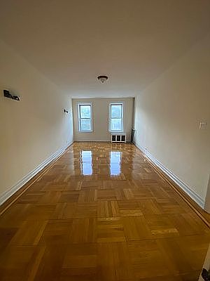 5th image of 84-06 109th St #C1