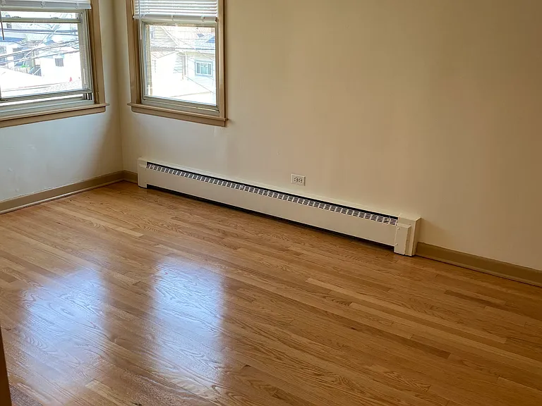 3850 W Argyle St #1S — Photo 3