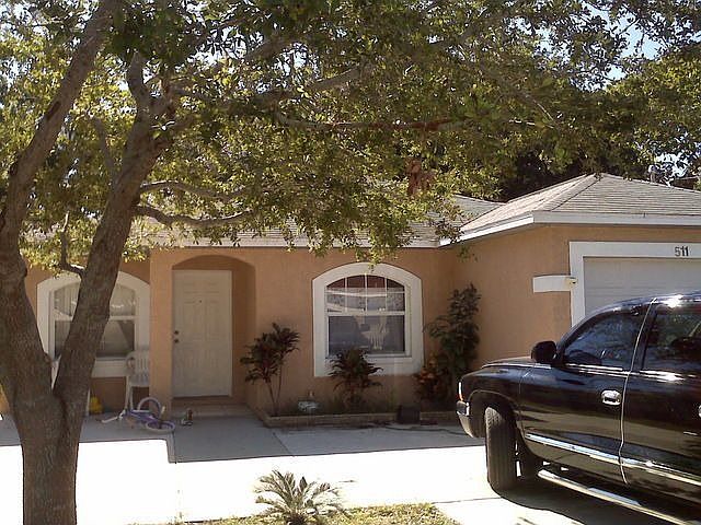 1st image of 511 11th Street Dr W