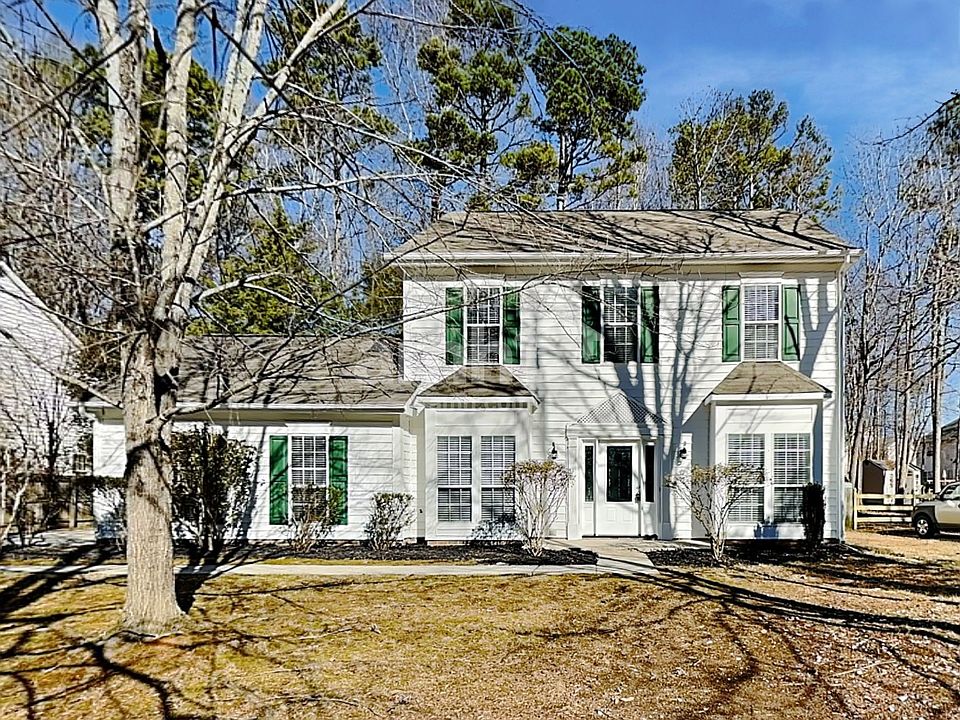 1st image of 3036 Pinewood Hills Dr