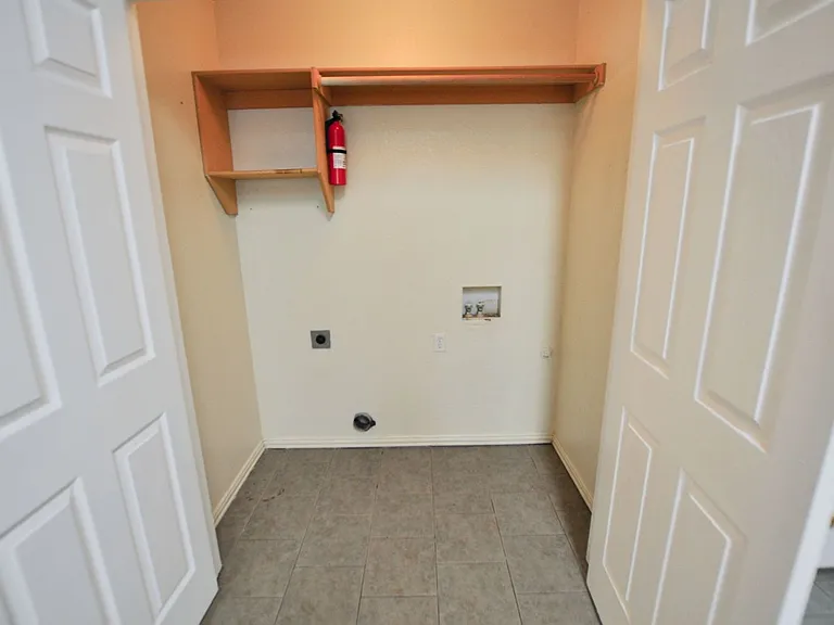 327 S Blue Jay Ct — Photo 19