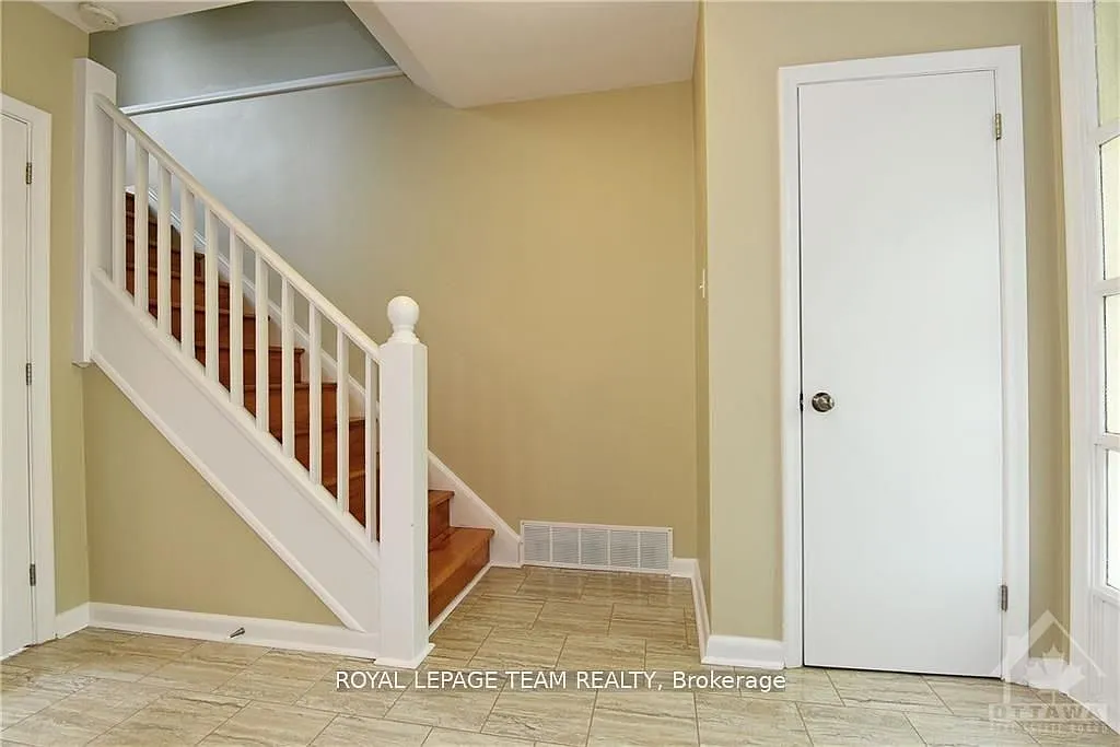 3 bed, $3,500 — Photo 3
