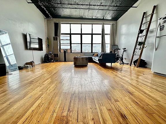 2nd image of 255 McKibbin St #512