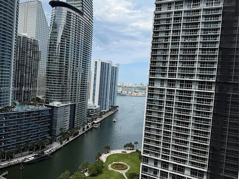 500 Brickell Ave #2907 — Photo 10