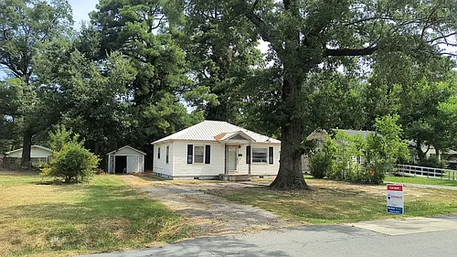 1605 W 31st Ave Photo 1 1605 W 31st Ave Photo 1