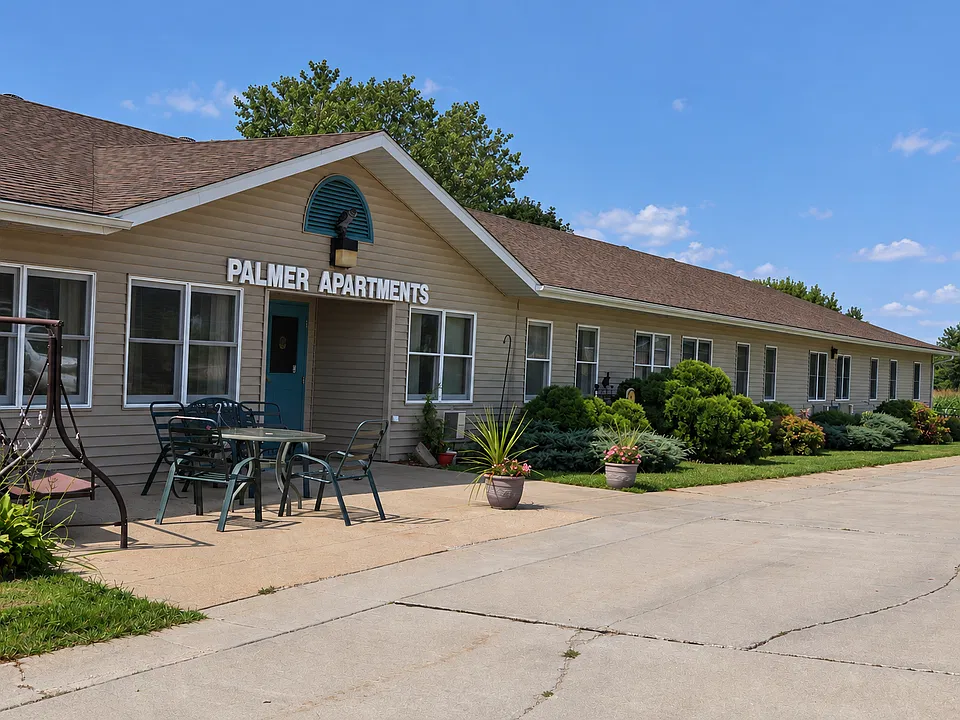 Palmer Apartments