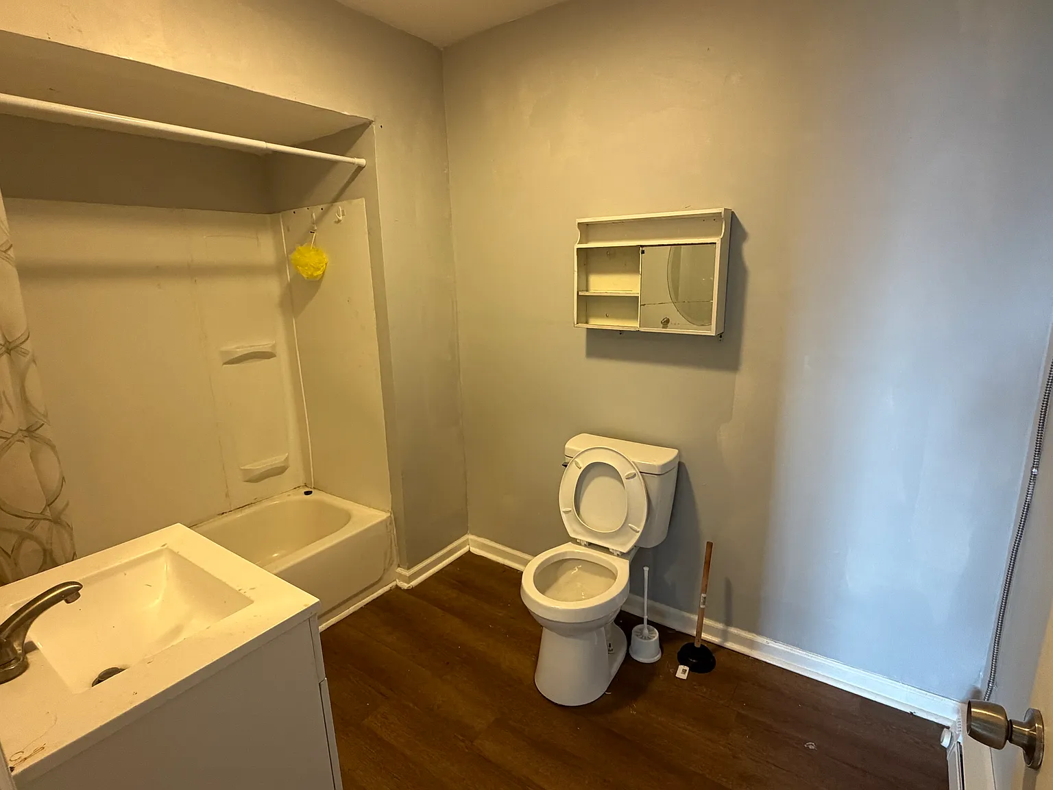 2 bed, $1,150 — Photo 2