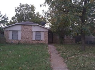10406 Cricket Dr, Dallas, TX 75217