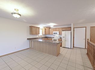 5528 Ezekiel Pl, Lincoln, NE 68516