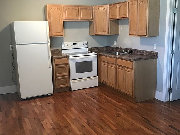 5th image of 2359 E 5th Ave APT B