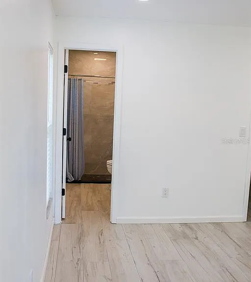 1851 Oak St — Photo 12