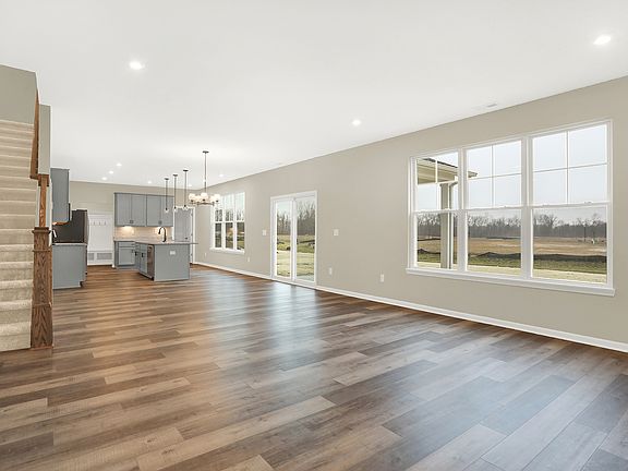 5th image of 5918 Fair Oak Cir