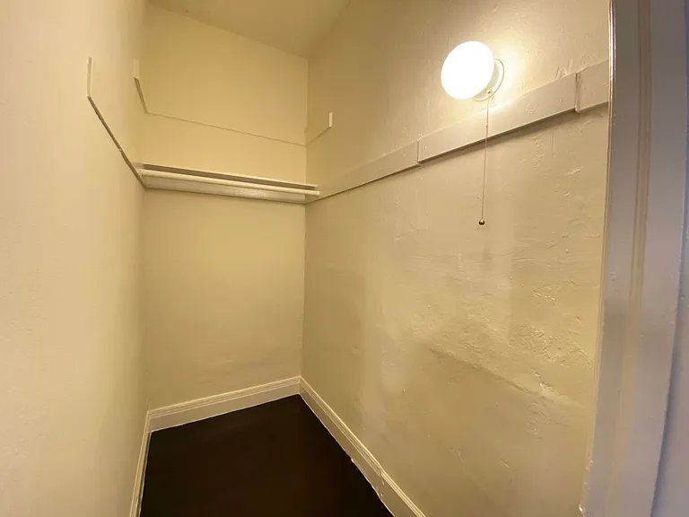 2743 San Marino Street — Photo 12