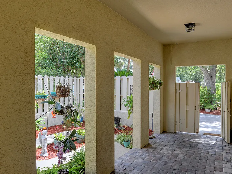 220 N Country Club Dr — Photo 28