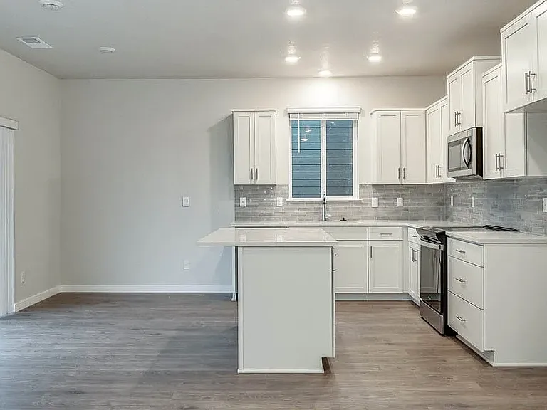 9463 SE Crystal Rose St #5 — Photo 24