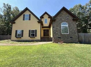 226 Hidden Falls Dr, Hull, GA 30646