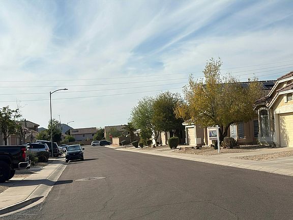 4th image of 25801 N 65th Dr