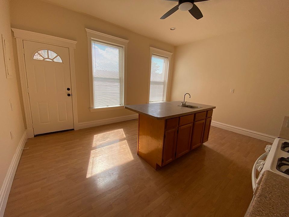 1st image of 1325 N Homan Ave #2S
