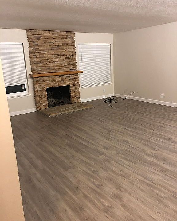 2nd image of 11132 Haggie Rd