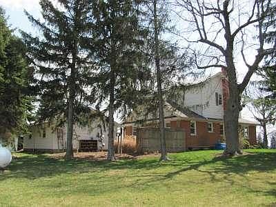 3rd image of 8691 N Montgmy Co L Rd