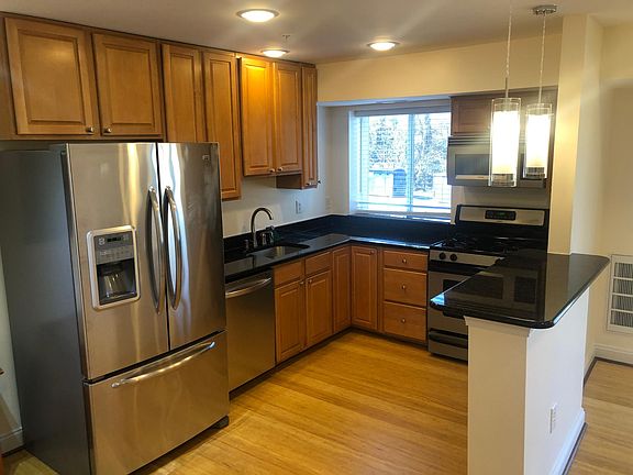 Gorgeous kitchen!