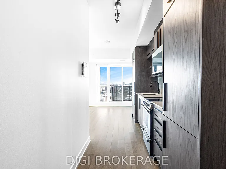 560 Rideau St #1201 — Photo 7